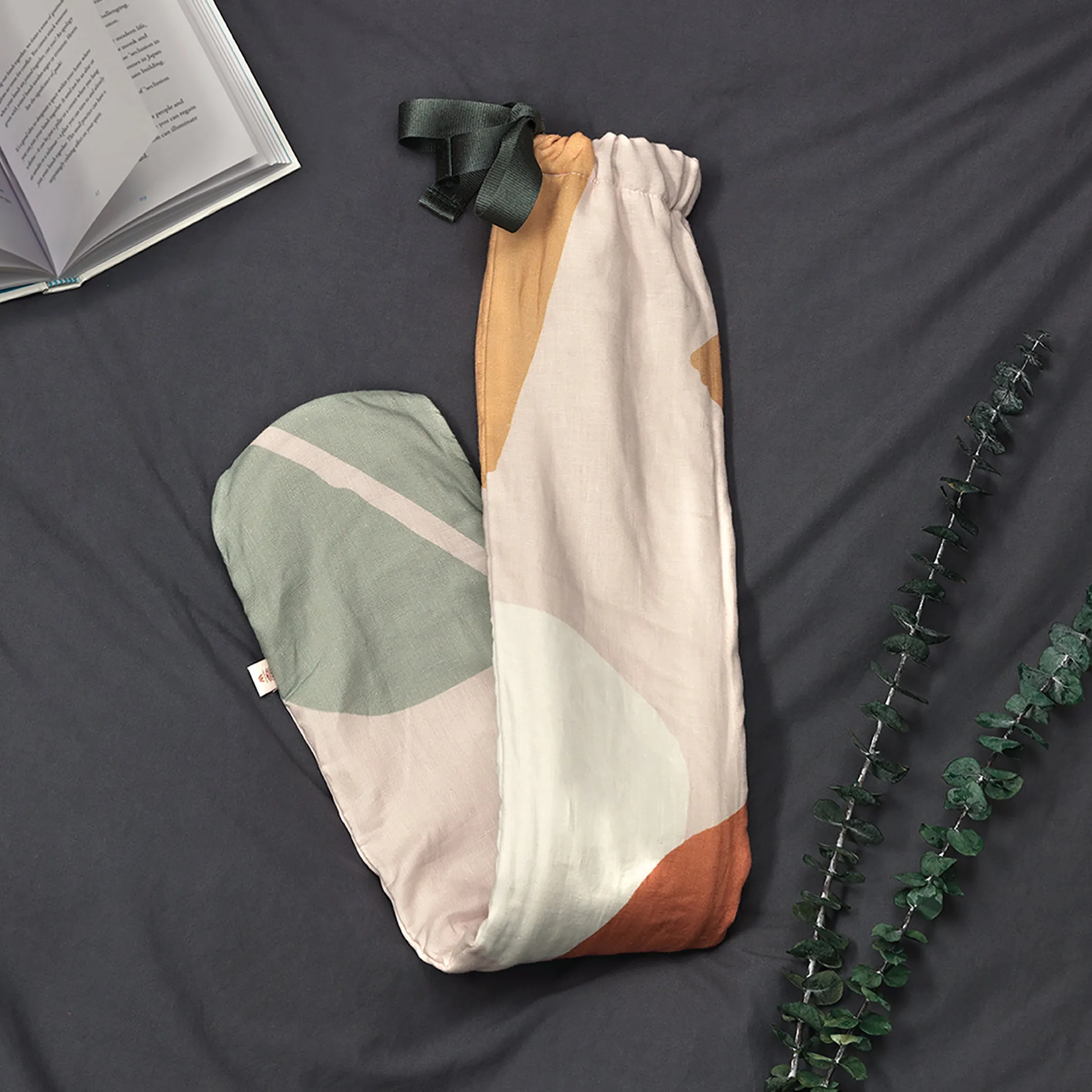 2 Litre Long Hot Water Bottle with 100% Linen Abstract Cover