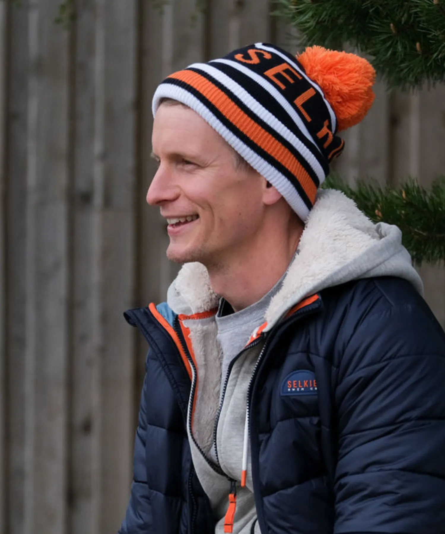 BOBBLE HAT - FLEECE LINED