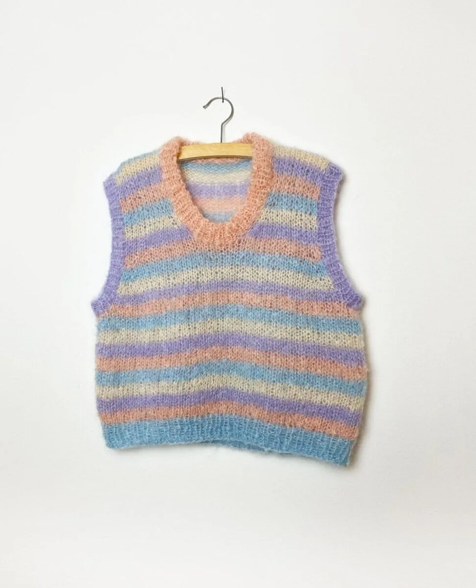 Marshmallow Vest by Spektakelstrik, knitting pattern