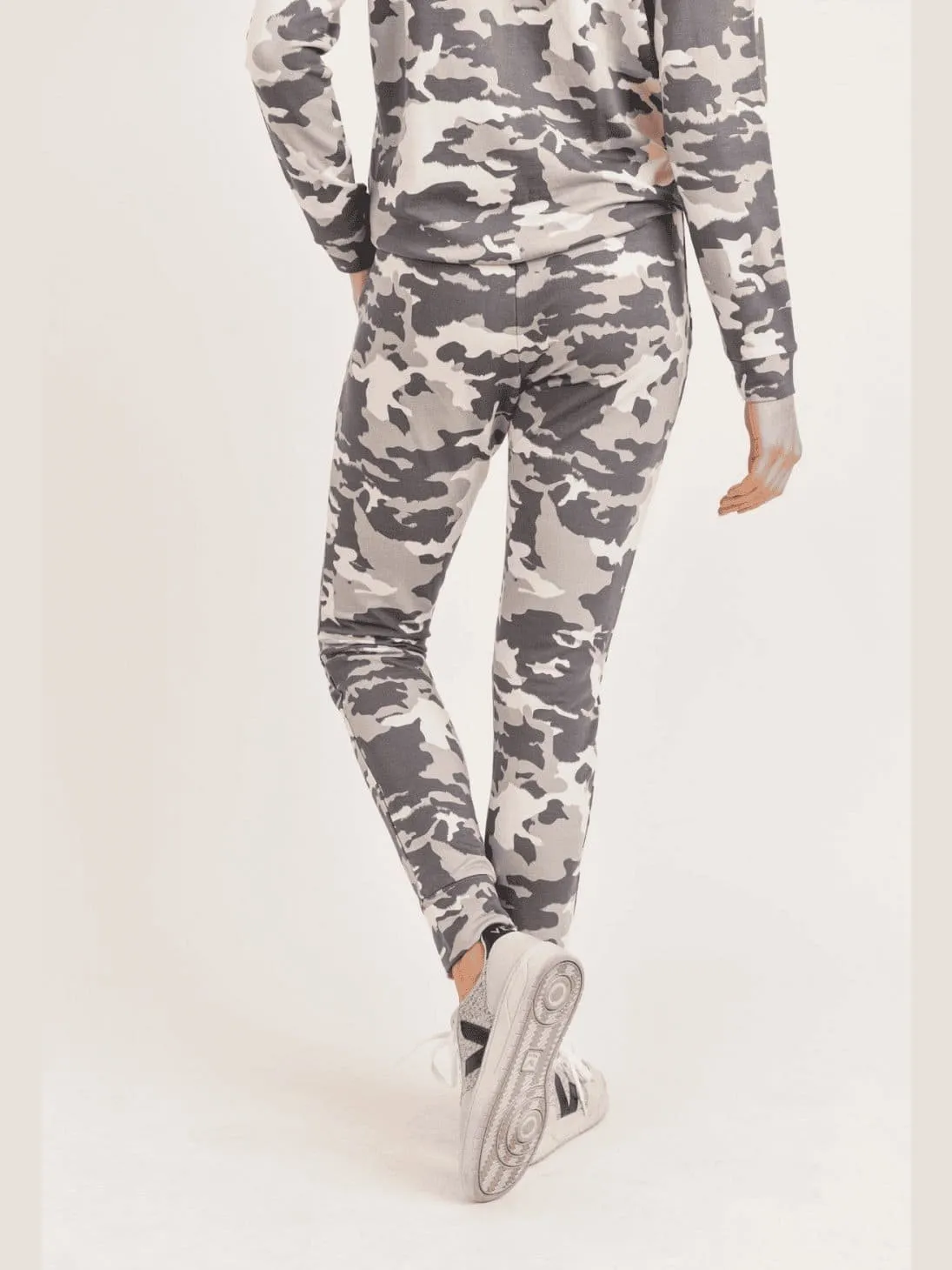 Mono B Camo Jogger