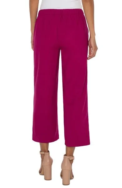 Pull-On Wide Leg Crop Trouser