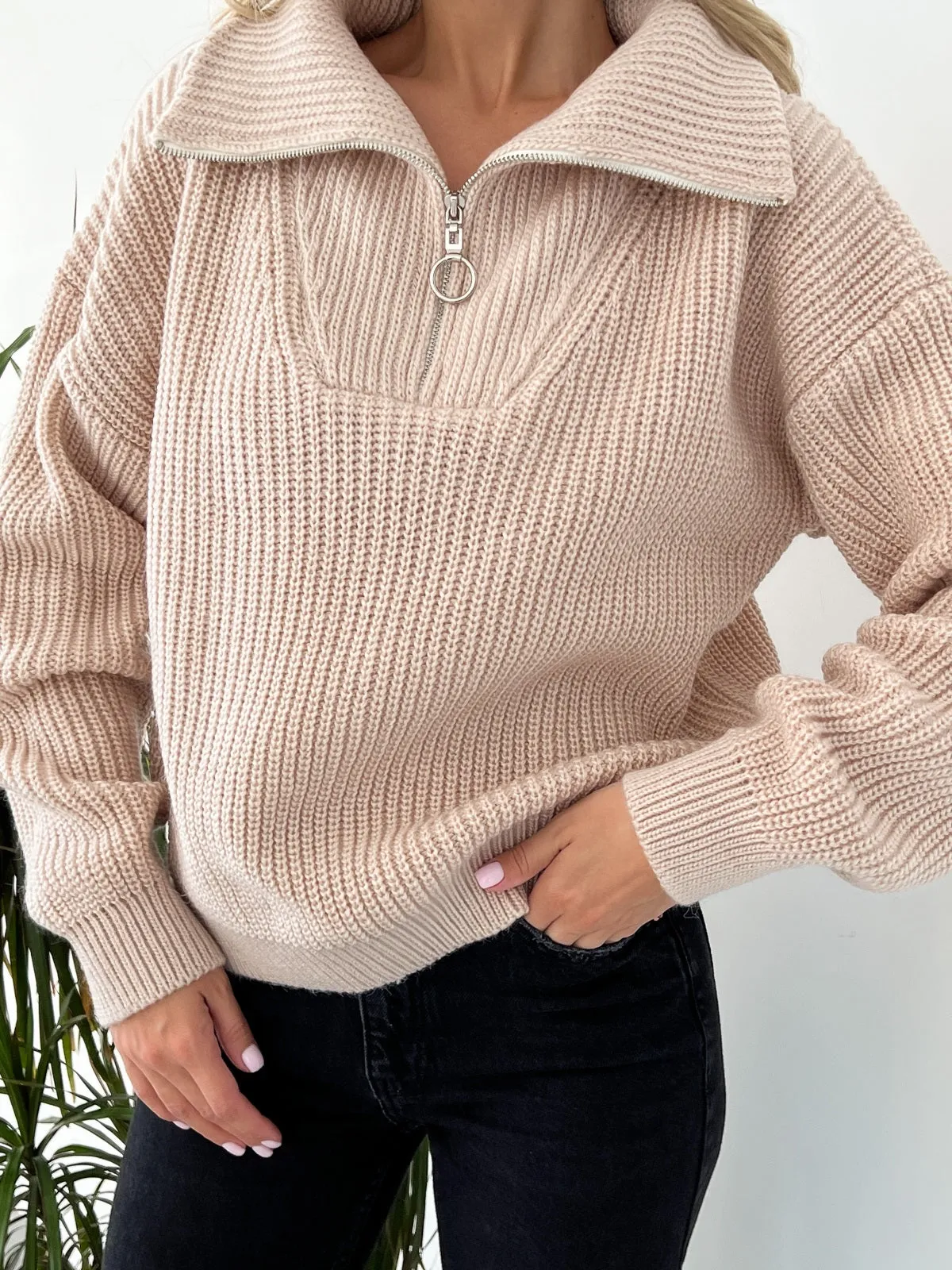 Stylish S/L Sweater Woolen Thread Zip Collar Neckline Comfortable Women Clothing