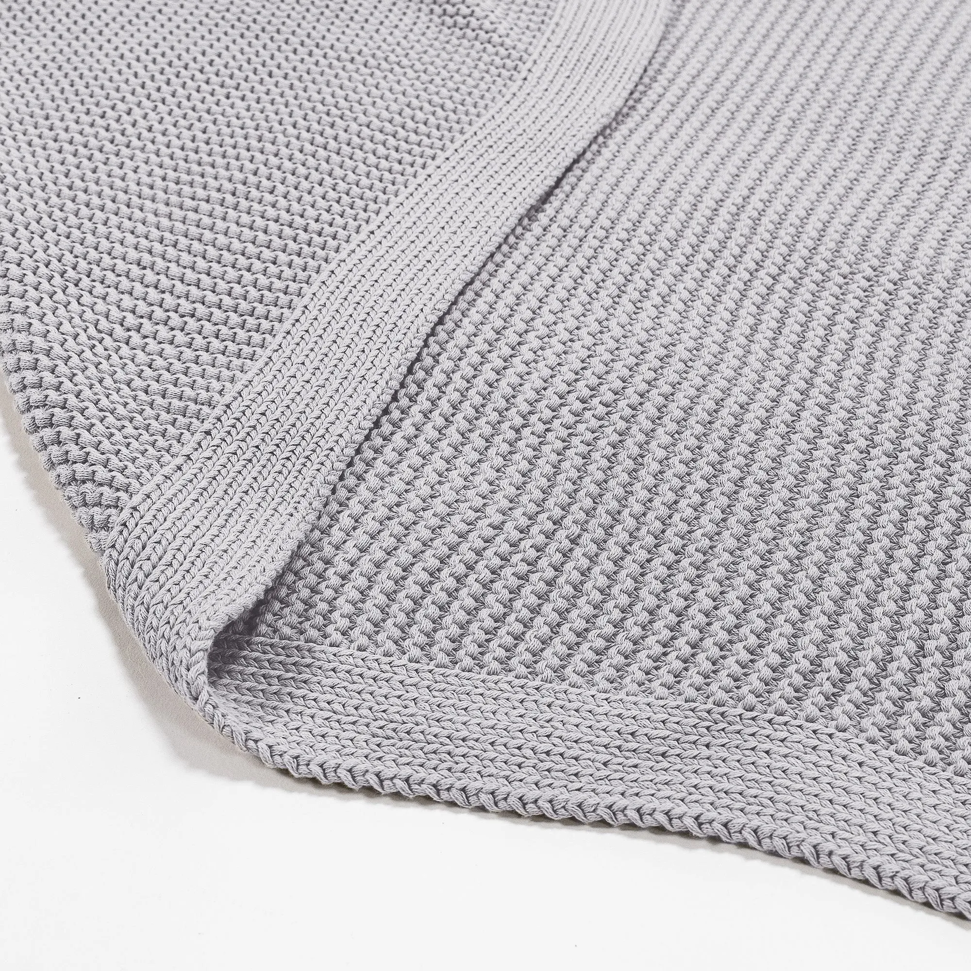 Throw / Blanket - Ellos Knitted Light Grey