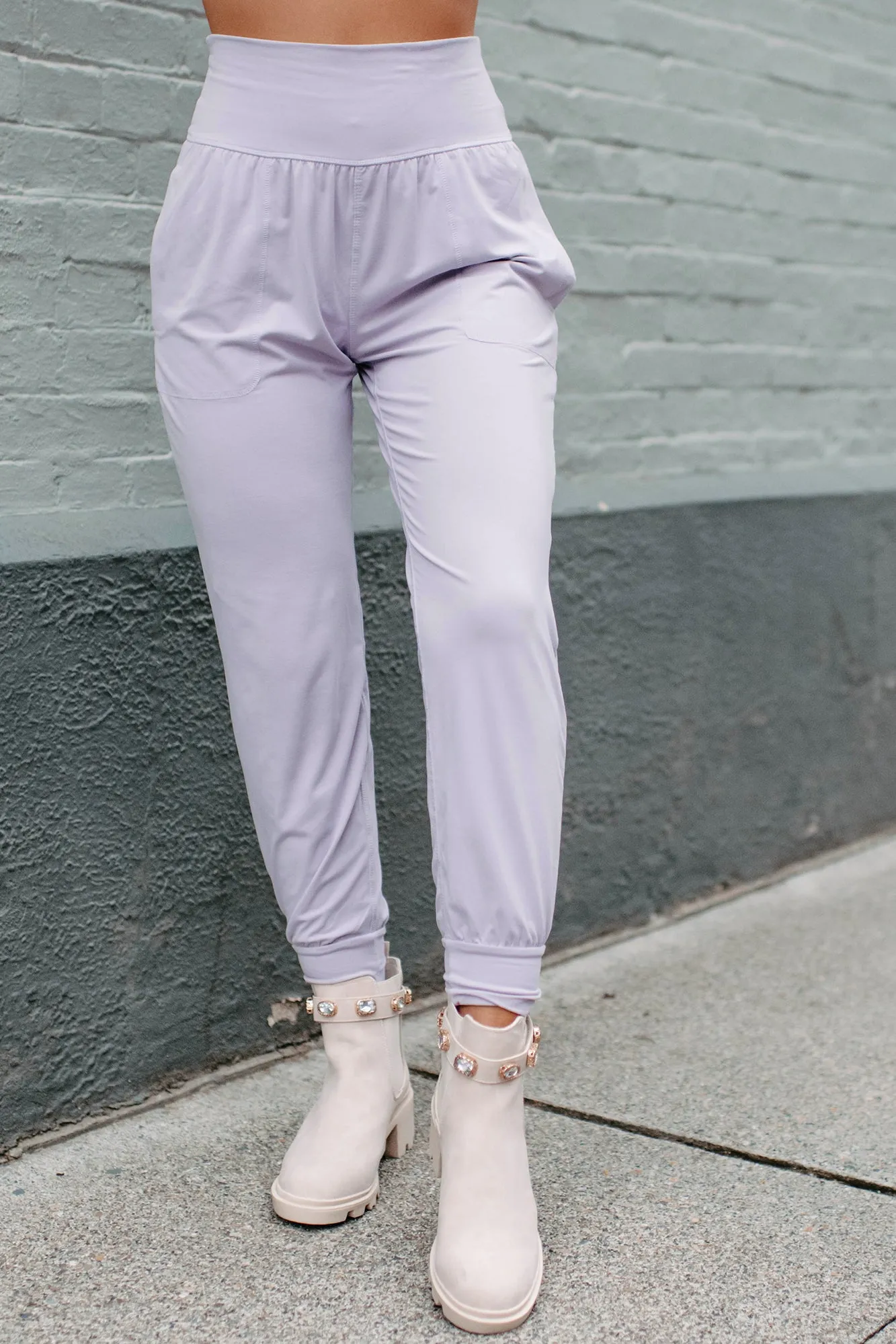 Unwind & Relax Buttery Soft Joggers With Pockets (Lavender)